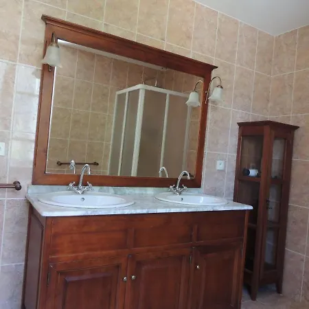 L Oustal Bergounhou בית נופש Saint-Salvadou